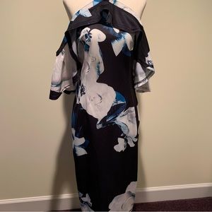 NWT Yoins halter dress - Size Medium